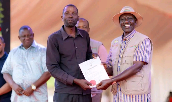 Ruto’s Coast Tour: Thousands Receive Title Deeds as President Unveils Major Roads, Housing, Education and Energy Projects