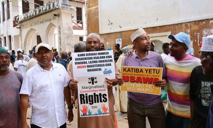 Lamu Residents Protest, Demand Compensation Before Dangote Oil Refinery Groundbreaking