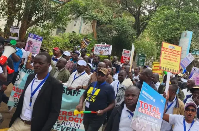 STUDENTS THREATEN TO JOIN NATIONWIDE UNIVERSITY STRIKE AS LECTURERS’ STANDOFF ENTERS THIRD WEEK