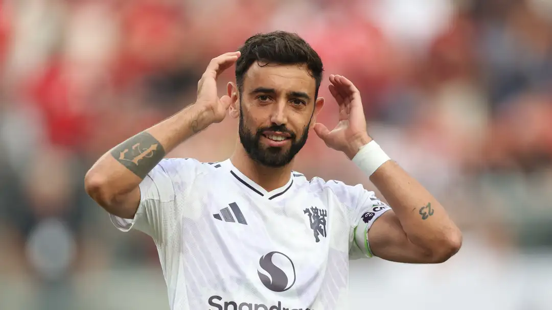 Matheus Cunha and Bruno Fernandes produce an immediate connection as Portuguese star Loren leads the charge with a brace in Manchester United win against West Ham