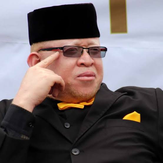 Ruto Forgives Shoe Attacker as Mwaura Condemns the Shameful Act